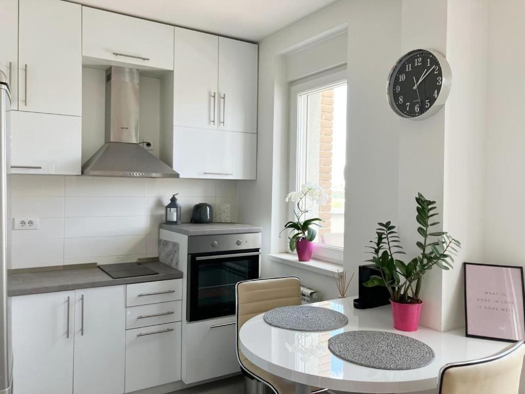 Cozy Nest Savada Apartamento Belgrado Exterior foto