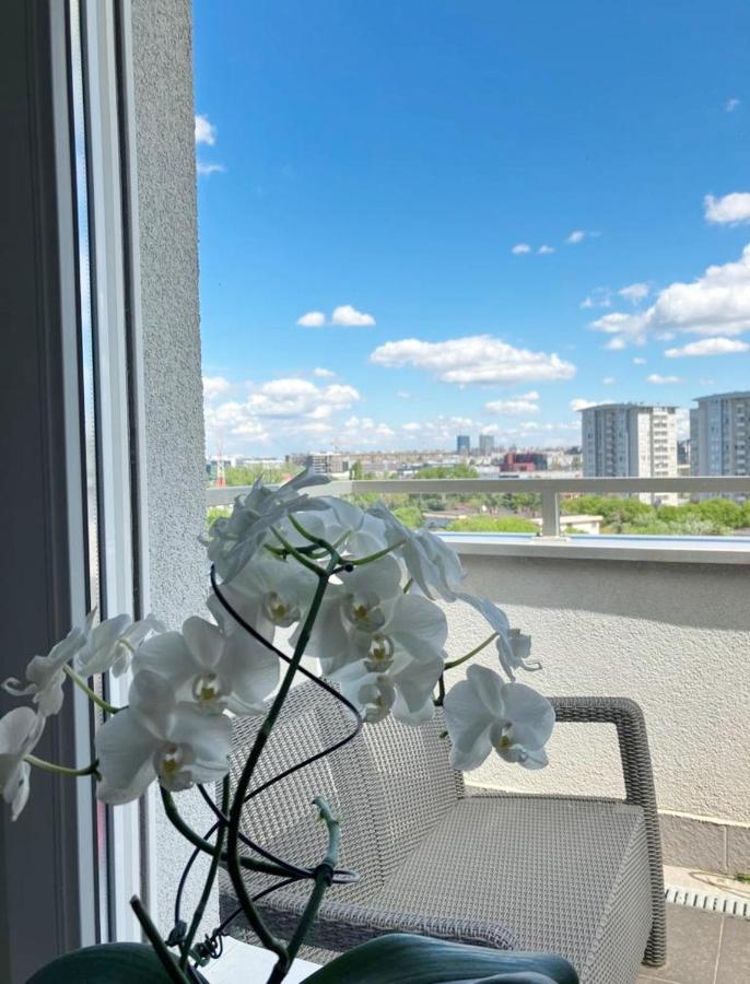 Cozy Nest Savada Apartamento Belgrado Exterior foto